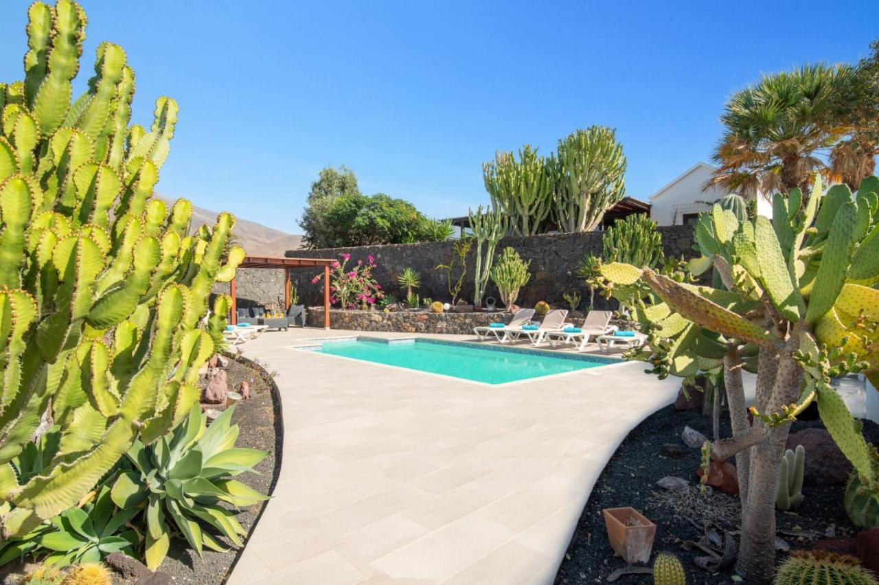 Villa Sarita Sol By Villa Plus ปลายาบลังกา ภายนอก รูปภาพ