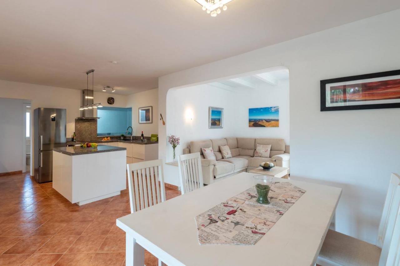 Villa Sarita Sol By Villa Plus ปลายาบลังกา ภายนอก รูปภาพ