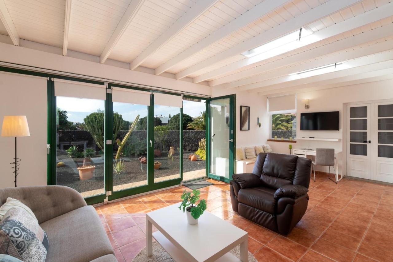 Villa Sarita Sol By Villa Plus ปลายาบลังกา ภายนอก รูปภาพ